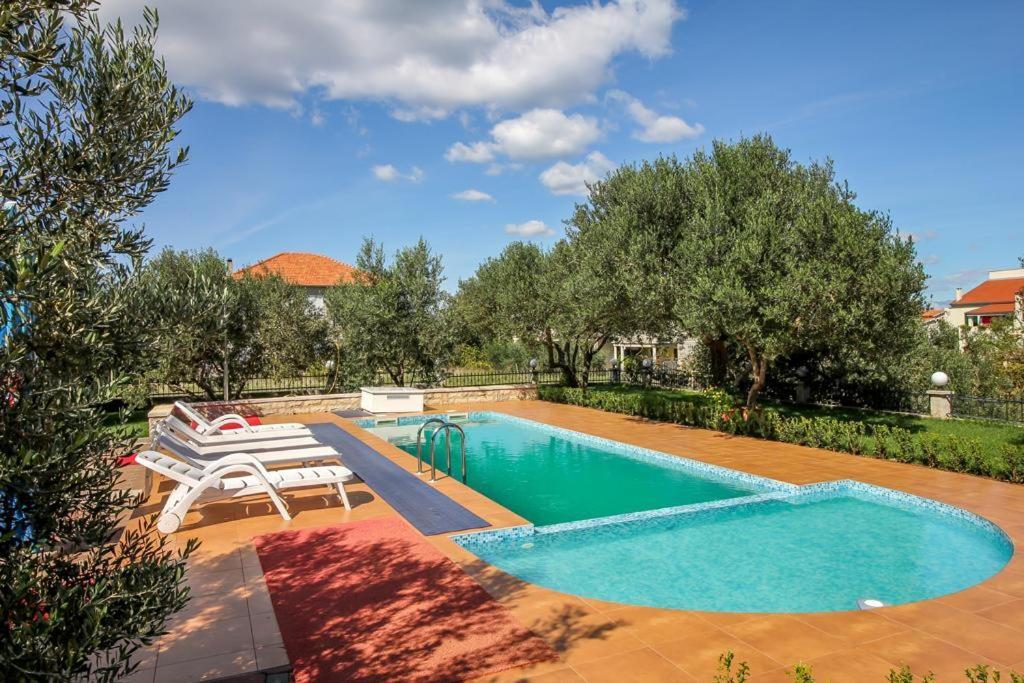Family Friendly Apartments With A Swimming Pool Nevidjane, Pasman - 18054 Neviđane Εξωτερικό φωτογραφία